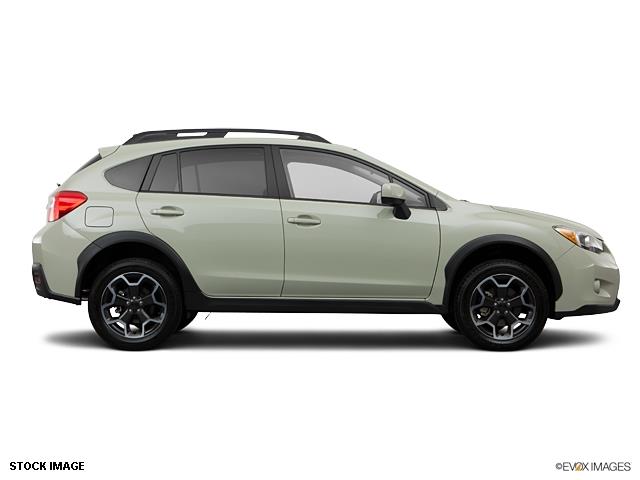 2013 Subaru XV Crosstrek Base Ext Cab Dually