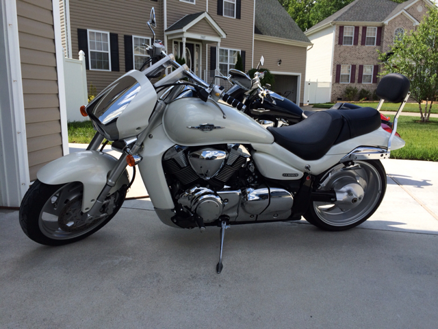 2007 Suzuki Boulevard 4dr 2.9L Twin Turbo AWD SUV