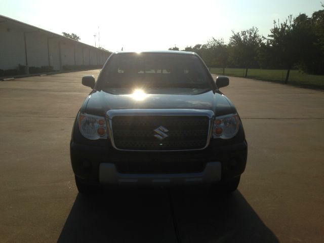2009 Suzuki Equator 3rd Row W/ Video System 1_owner Carfax