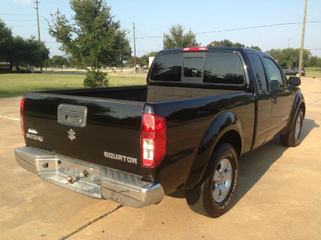 2009 Suzuki Equator 3rd Row W/ Video System 1_owner Carfax