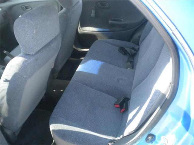 2000 Suzuki Esteem Unknown