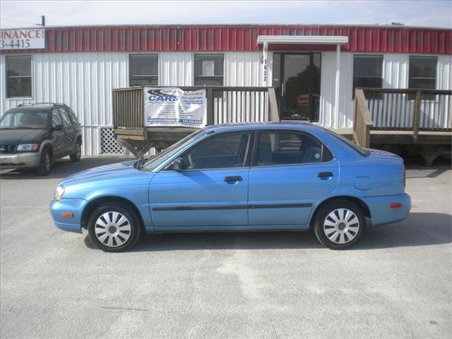 2000 Suzuki Esteem Unknown