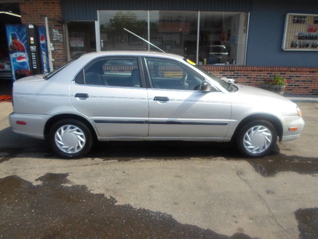 2000 Suzuki Esteem Ex-lwith Resnavi