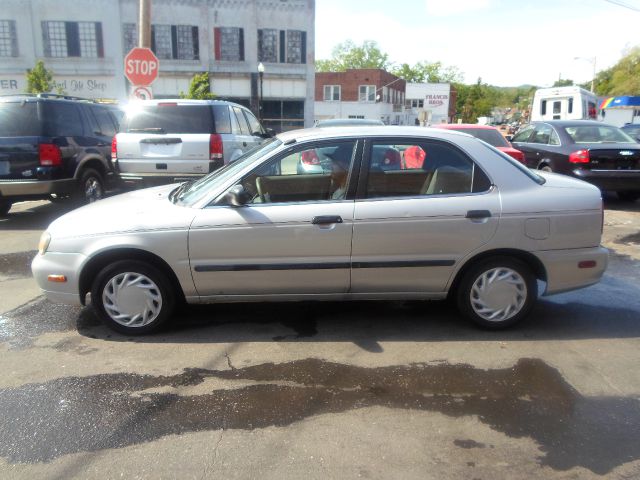 2000 Suzuki Esteem Ex-lwith Resnavi