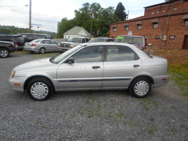 2000 Suzuki Esteem Ex-lwith Resnavi