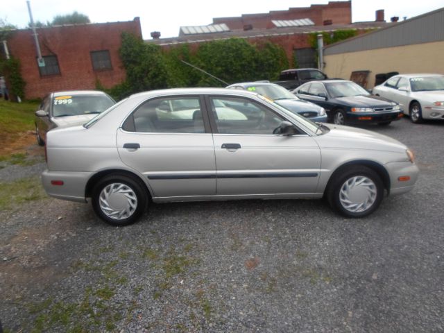 2000 Suzuki Esteem Ex-lwith Resnavi