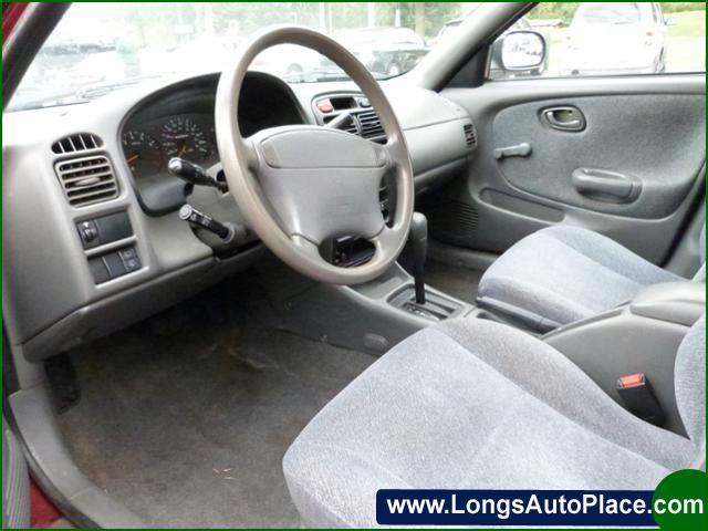 2000 Suzuki Esteem S Sedan