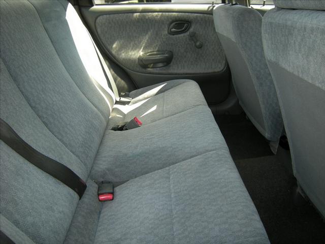 2001 Suzuki Esteem Unknown