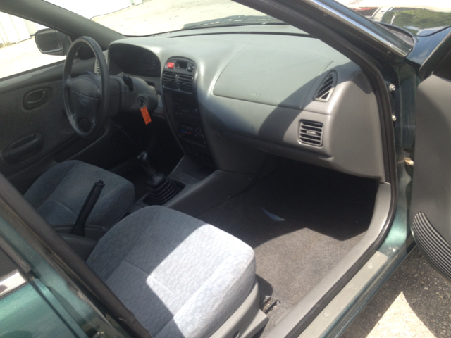 2001 Suzuki Esteem Wagon S Sedan