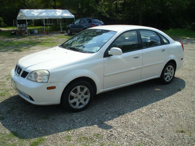 2004 Suzuki Forenza XR