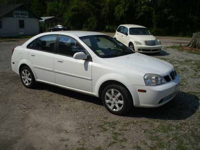 2004 Suzuki Forenza XR