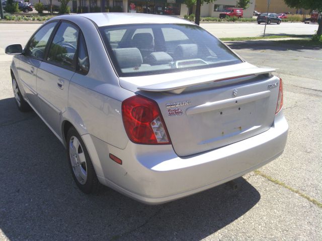 2004 Suzuki Forenza XR