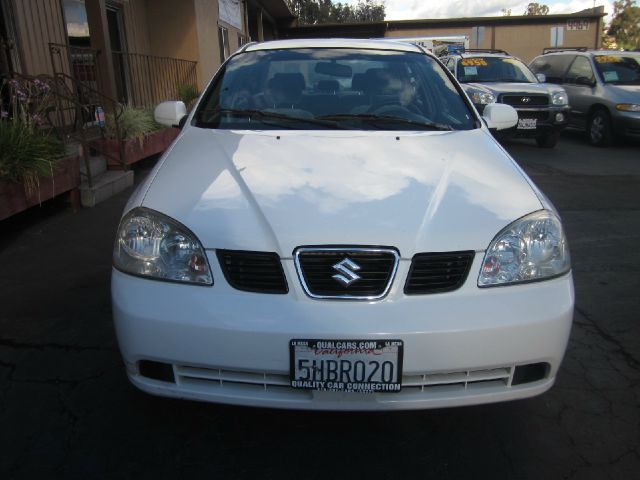 2004 Suzuki Forenza XR