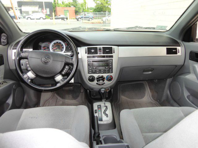 2004 Suzuki Forenza Reg Cab 111.2 Inch WB 2WD LS Truck