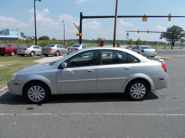 2004 Suzuki Forenza XR