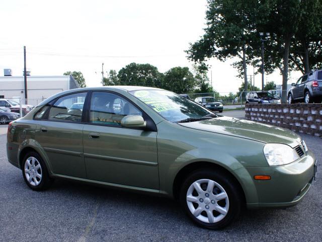 2005 Suzuki Forenza XR