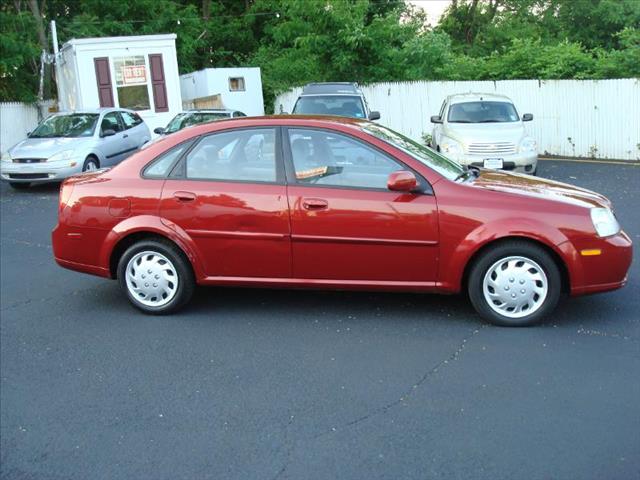 2005 Suzuki Forenza XR