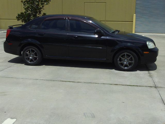 2005 Suzuki Forenza XR