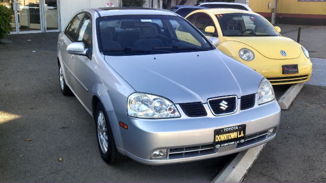 2005 Suzuki Forenza Open-top