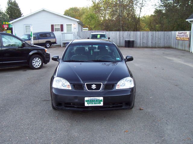 2005 Suzuki Forenza XR