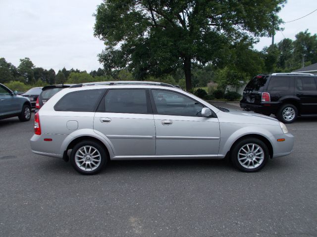 2005 Suzuki Forenza Open-top