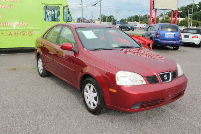 2005 Suzuki Forenza XR