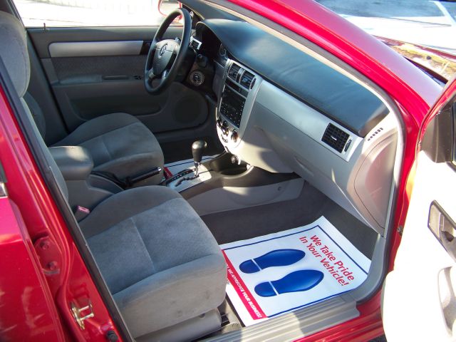 2005 Suzuki Forenza XR