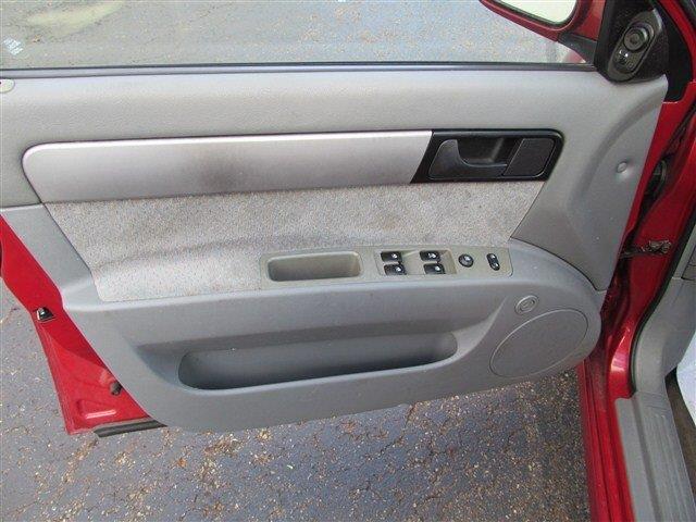 2005 Suzuki Forenza XR