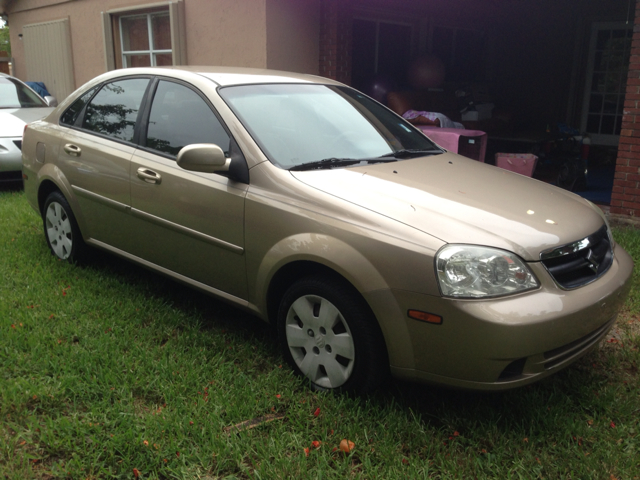 2006 Suzuki Forenza Base