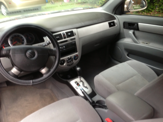 2006 Suzuki Forenza Base