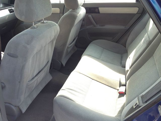 2006 Suzuki Forenza Base