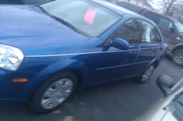 2006 Suzuki Forenza Base