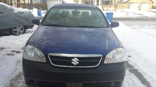 2006 Suzuki Forenza Base