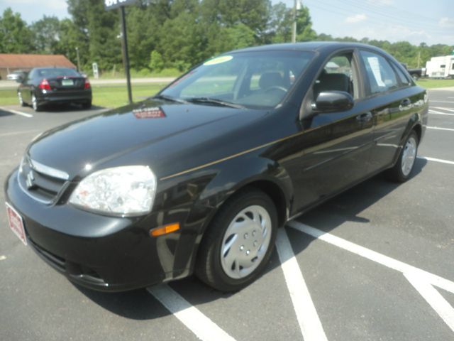 2006 Suzuki Forenza Base