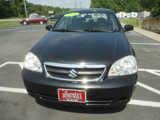 2006 Suzuki Forenza Base
