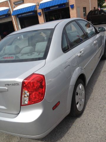2006 Suzuki Forenza Base