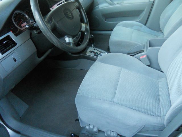 2006 Suzuki Forenza Base