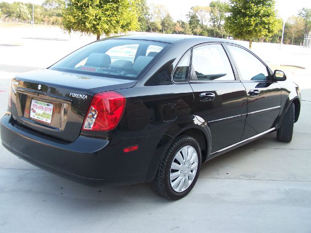 2007 Suzuki Forenza 1LT AWD