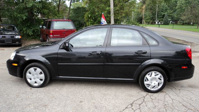 2007 Suzuki Forenza Sport Quattro