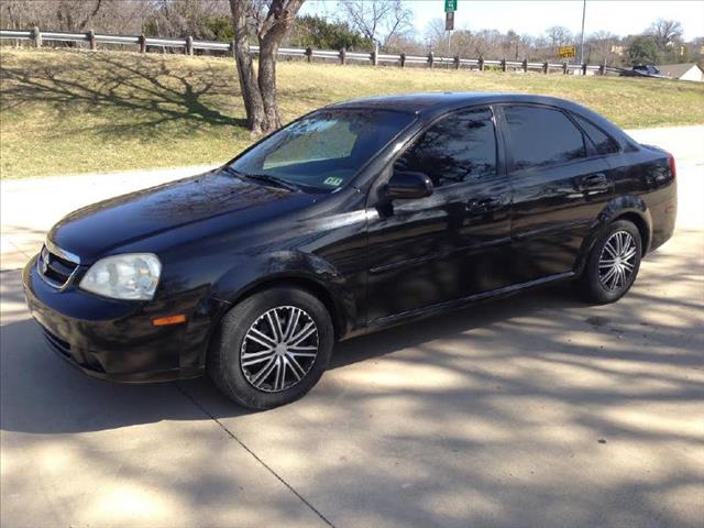 2007 Suzuki Forenza Base