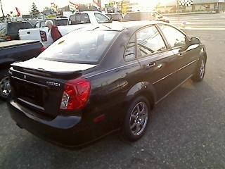 2007 Suzuki Forenza Base