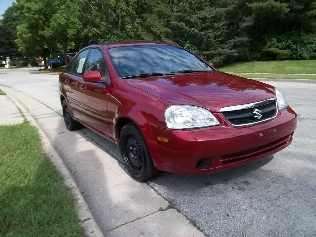 2007 Suzuki Forenza Base