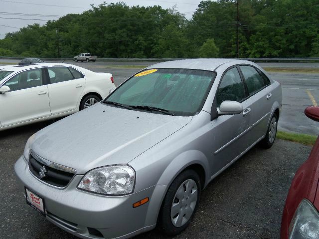 2007 Suzuki Forenza 1LT AWD