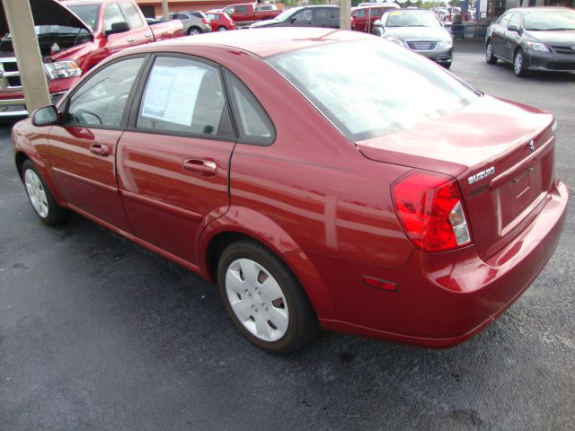 2007 Suzuki Forenza Sport Quattro