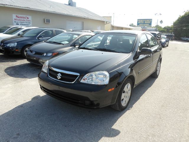 2007 Suzuki Forenza Sport Quattro