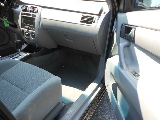 2008 Suzuki Forenza 1999 SUV Luxury