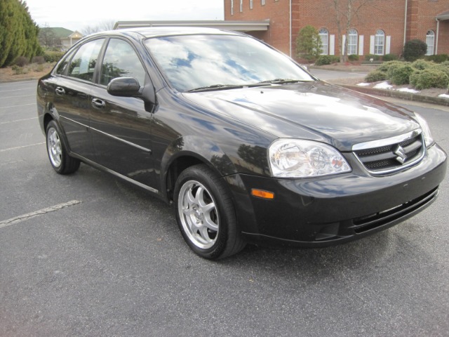 2008 Suzuki Forenza Sport Quattro