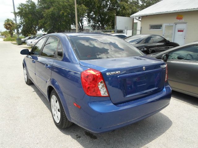 2008 Suzuki Forenza Sport Quattro