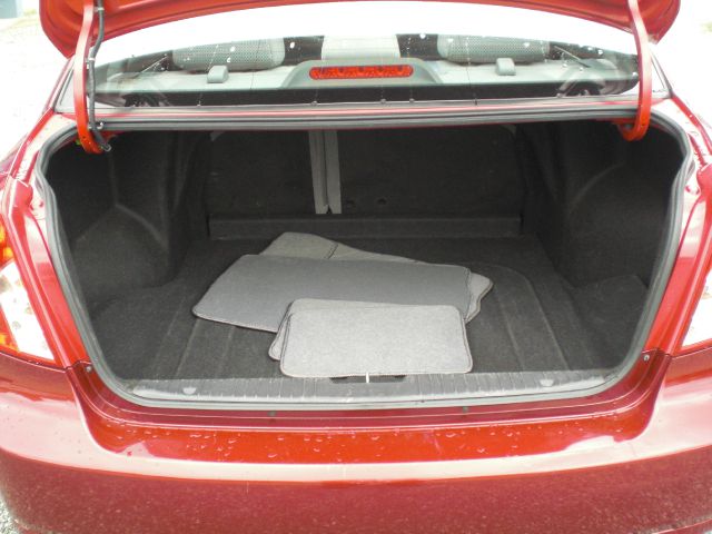 2008 Suzuki Forenza Base