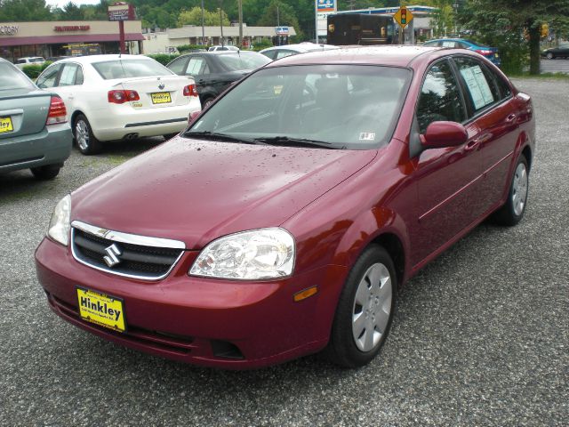 2008 Suzuki Forenza Base